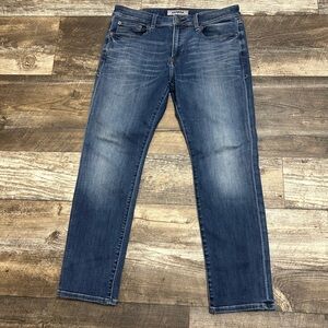 Express Jeans Mid Rise Men’s
Slim Skinny Fit Denim Blue
Size 33x30